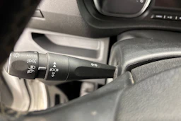 valkoinen Citroën Jumpy 2019 kuva 21.