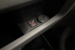 valkoinen Citroën Jumpy 2019 kuva 26.