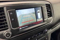 valkoinen Citroën Jumpy 2019 kuva 28.