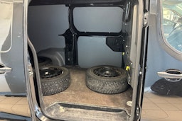 Musta Citroën Jumpy 2020 kuva 12.
