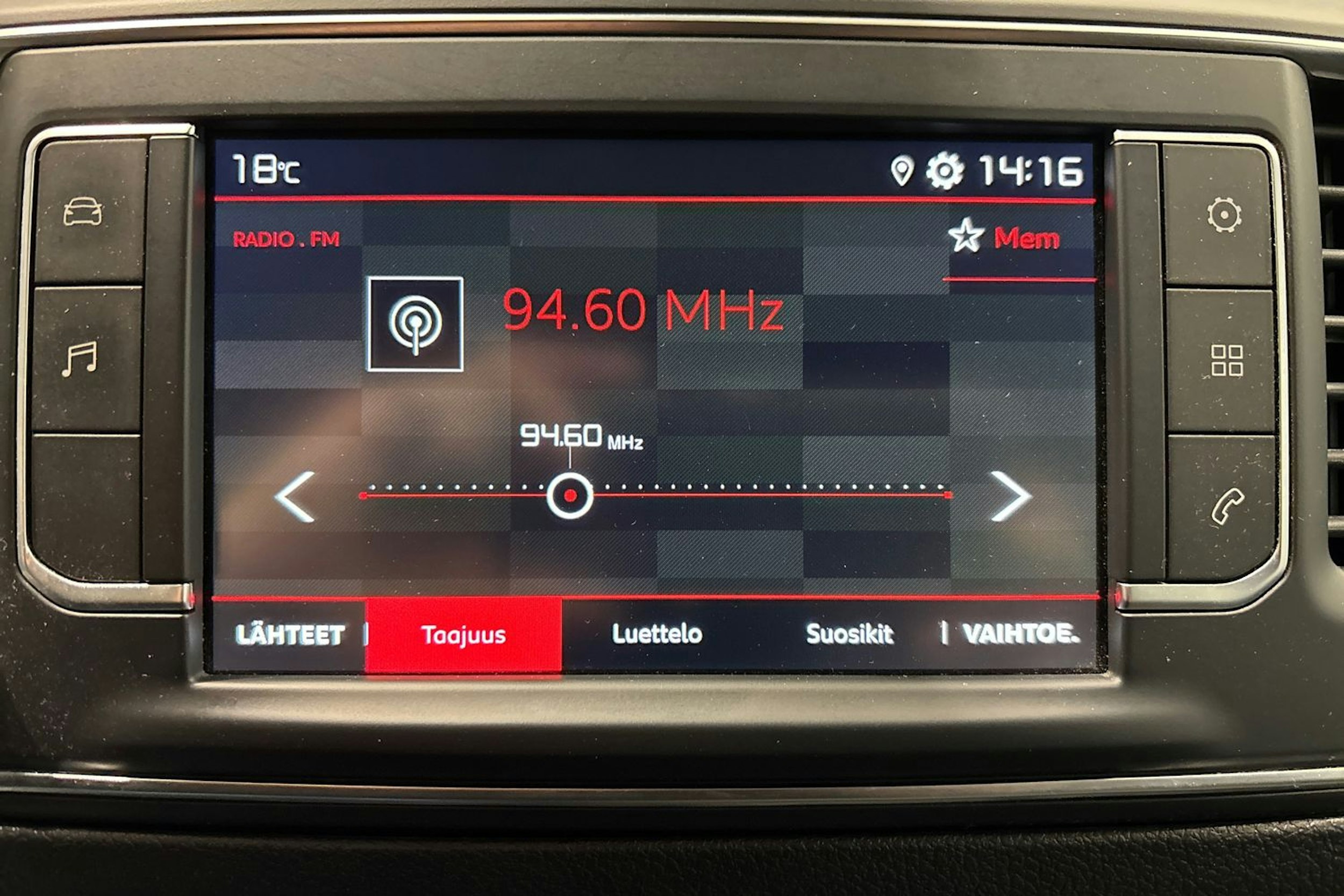 valkoinen Citroën Jumpy 2021 kuva 21.