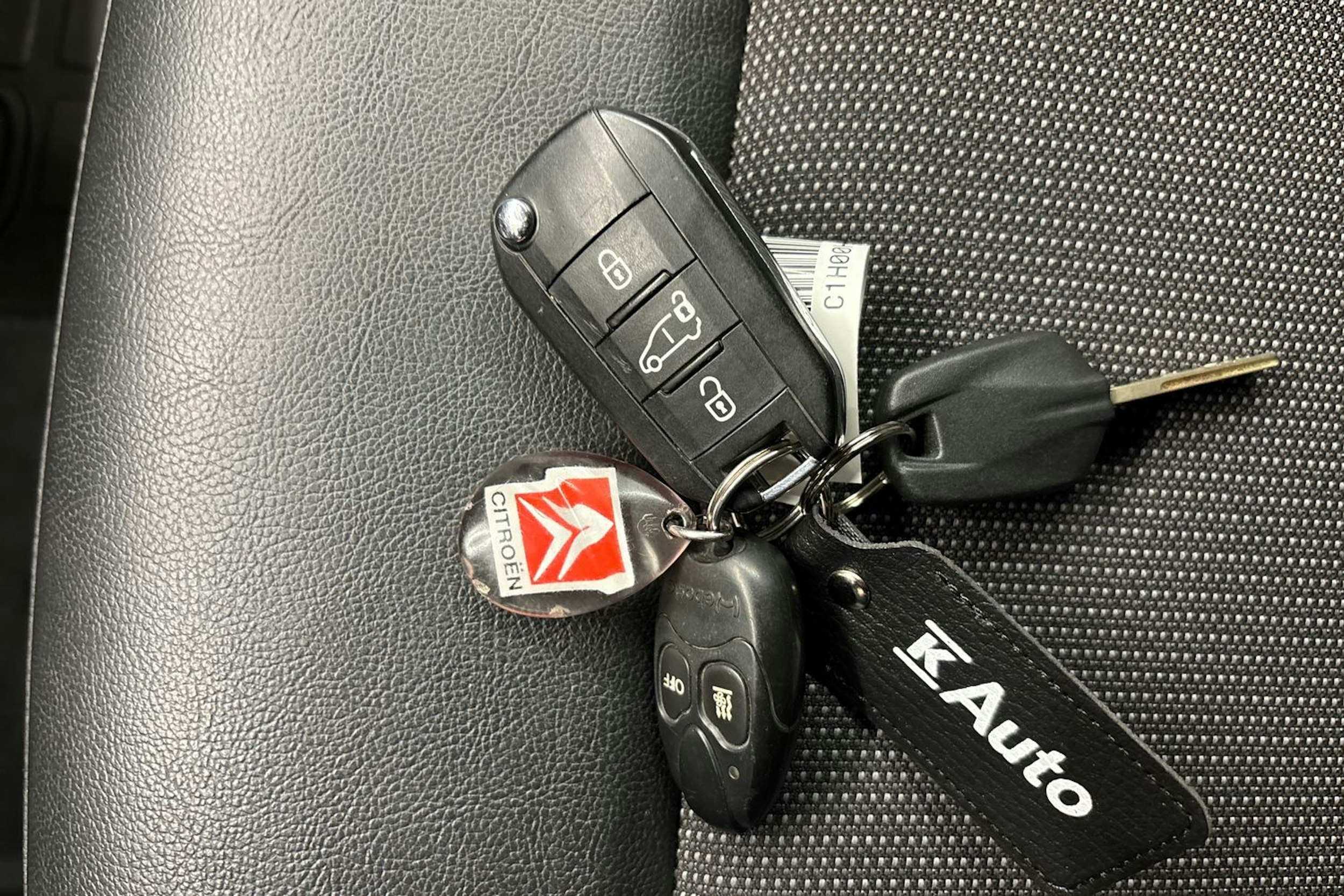 valkoinen Citroën Jumpy 2021 kuva 26.