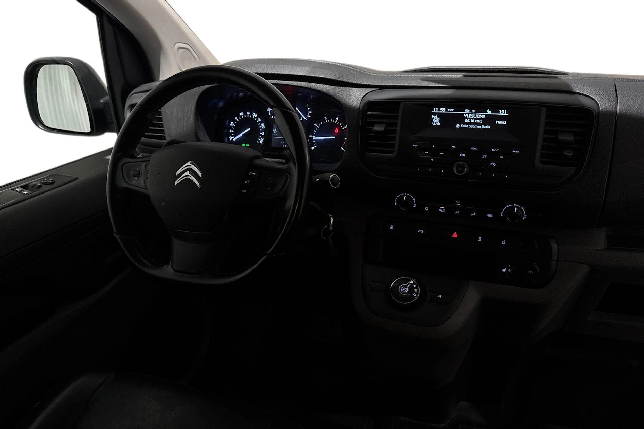 valkoinen Citroën Jumpy 2020 kuva 9.