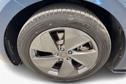 sininen CUPRA Born 2021 kuva 11.