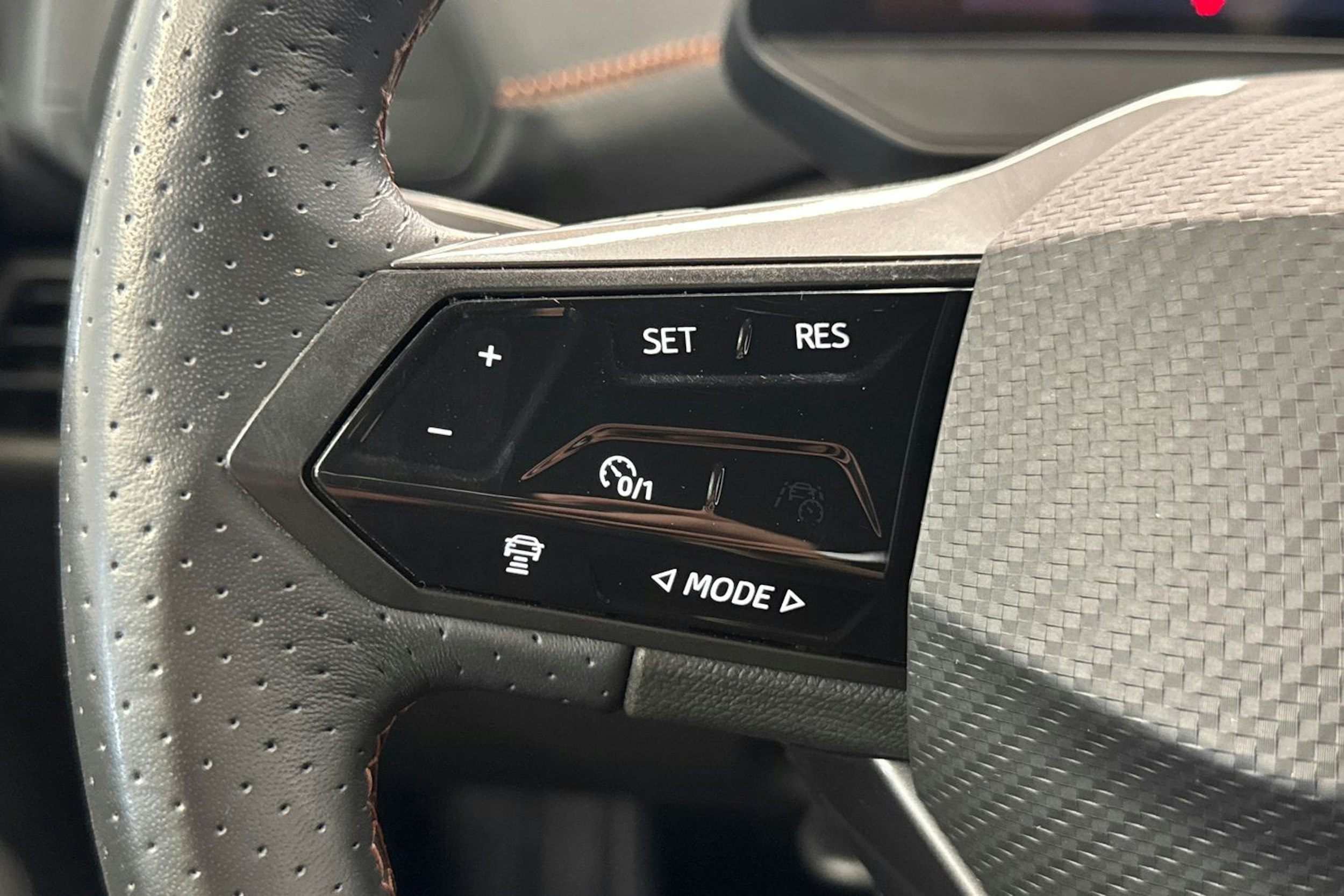 sininen CUPRA Born 2021 kuva 19.