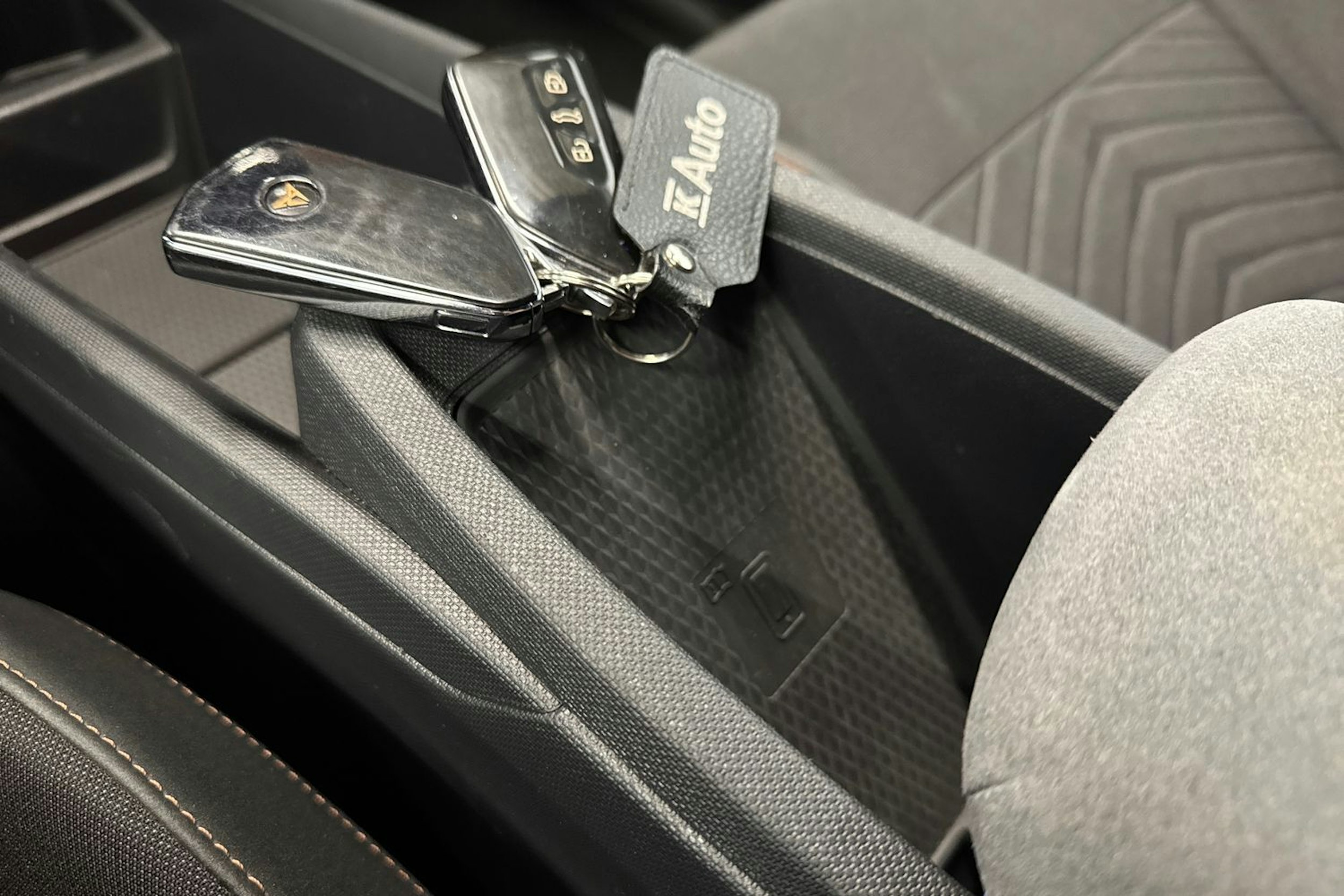 sininen CUPRA Born 2021 kuva 25.