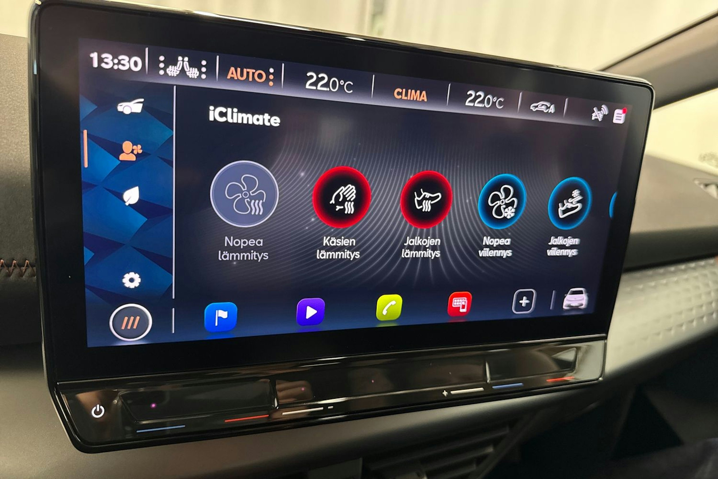 sininen CUPRA Born 2021 kuva 32.