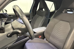 sininen CUPRA Born 2021 kuva 34.
