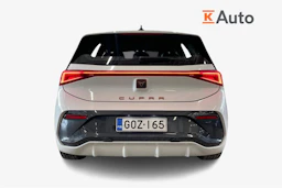 valkoinen CUPRA Born 2021 kuva 4.