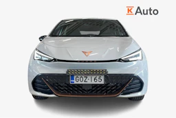 valkoinen CUPRA Born 2021 kuva 5.