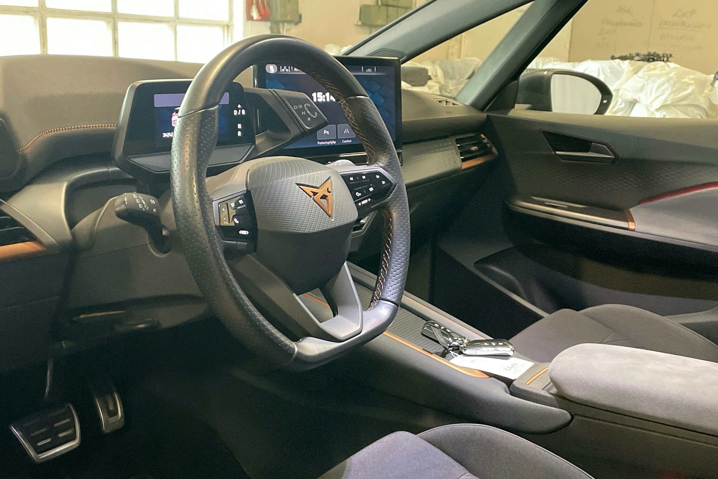 harmaa CUPRA Born 2022 kuva 3.