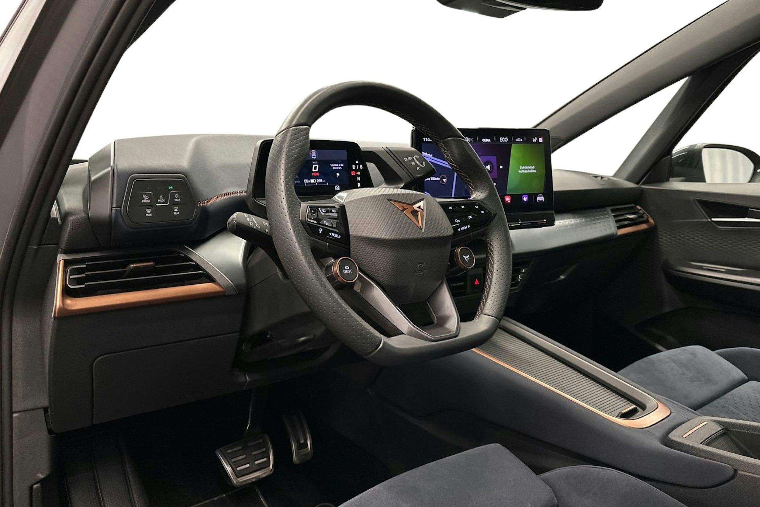 harmaa CUPRA Born 2022 kuva 3.