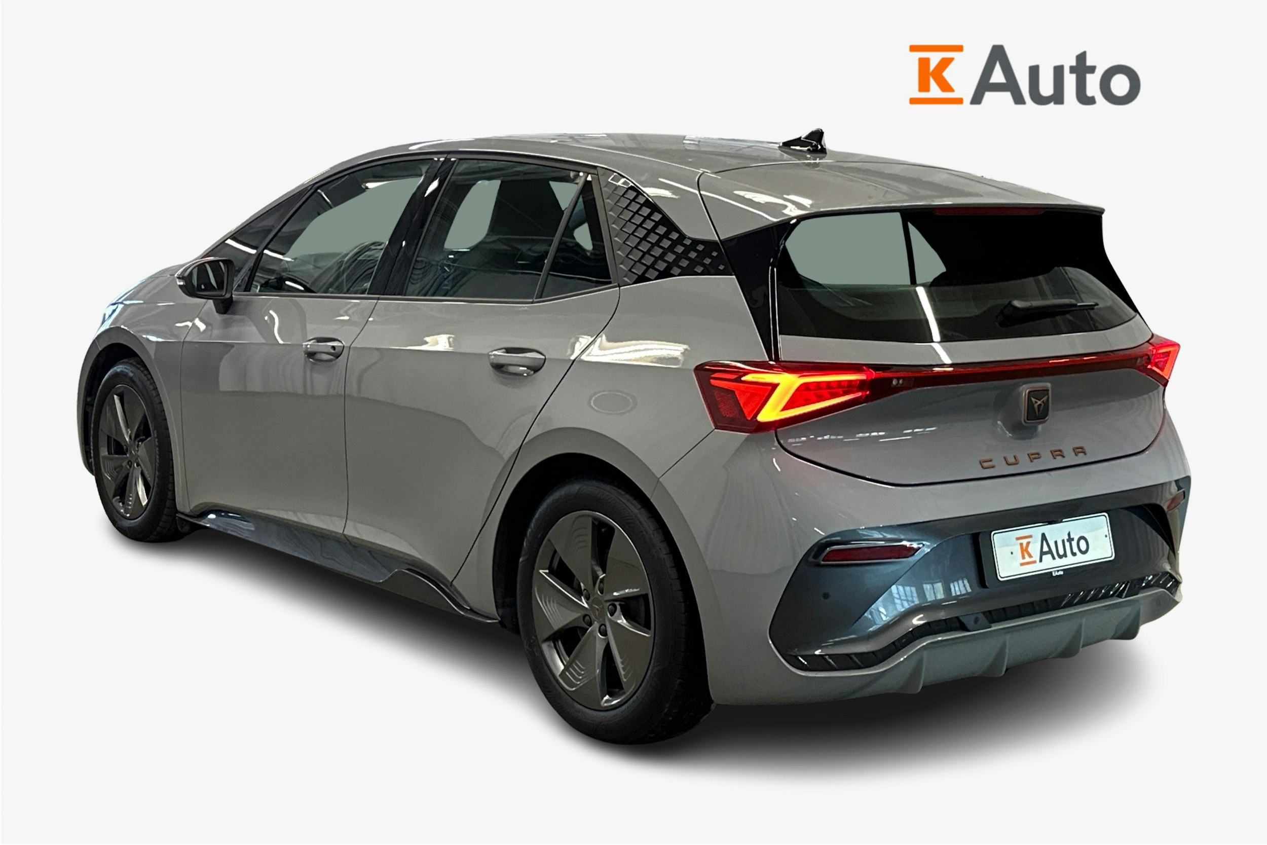 harmaa CUPRA Born 2022 kuva 2.