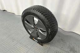 harmaa CUPRA Born 2022 kuva 13.