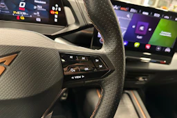 harmaa CUPRA Born 2022 kuva 16.