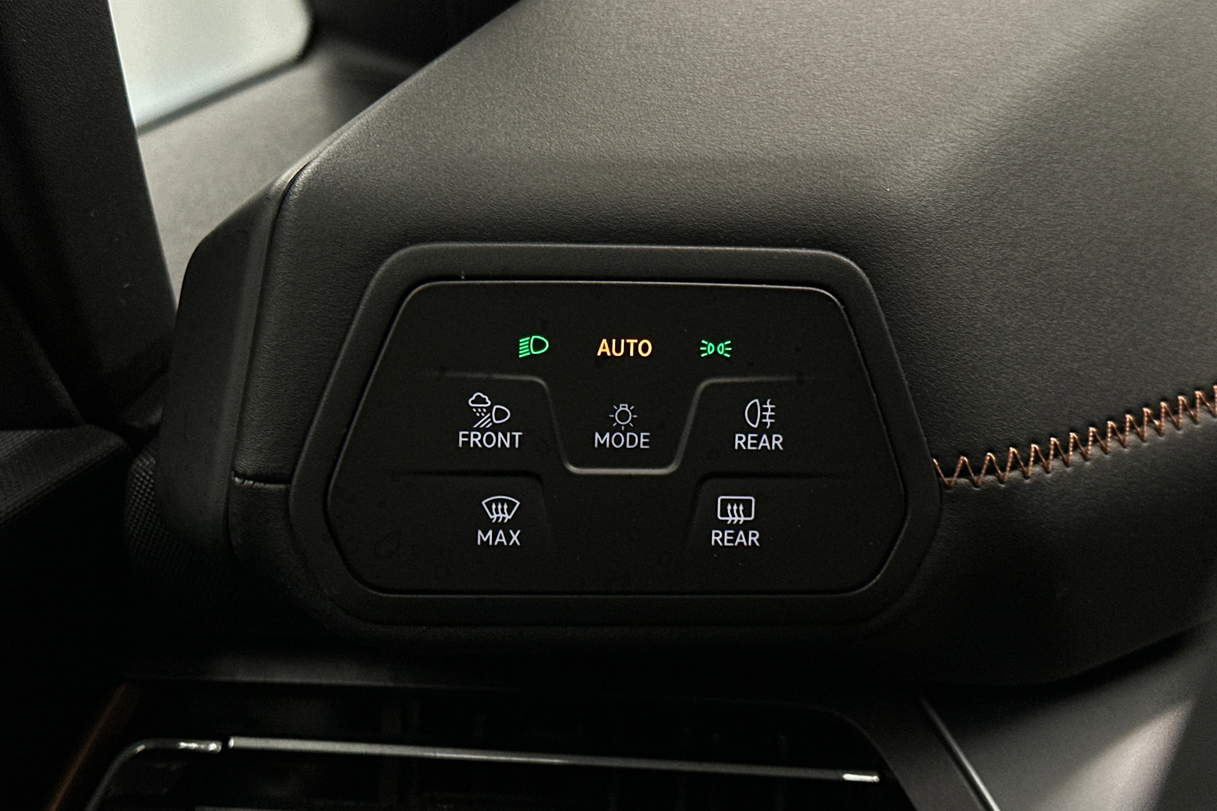 harmaa CUPRA Born 2022 kuva 19.