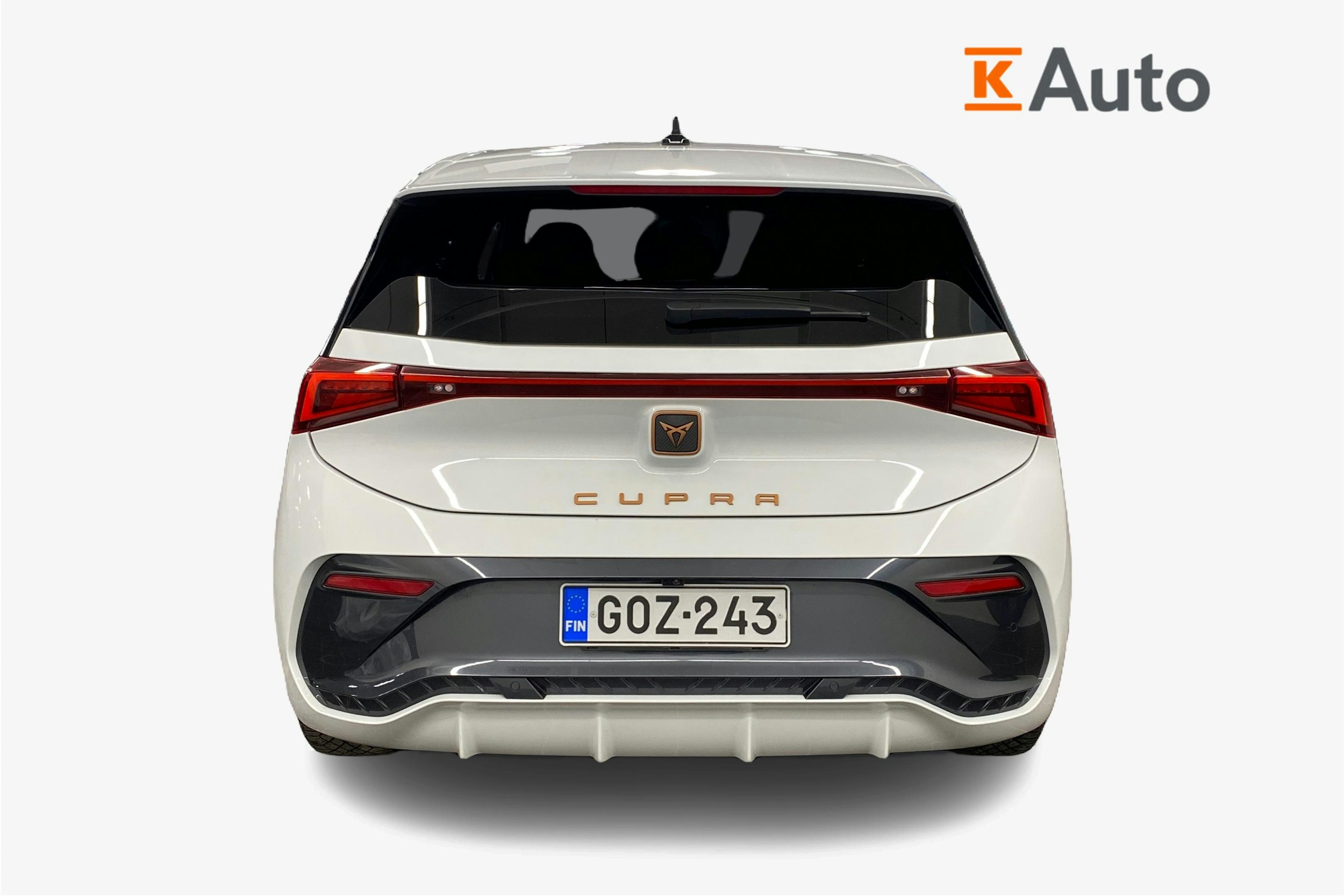 valkoinen CUPRA Born 2022 kuva 3.