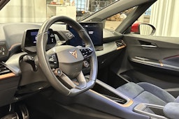 punainen CUPRA Born 2022 kuva 7.
