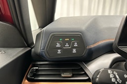 punainen CUPRA Born 2022 kuva 17.