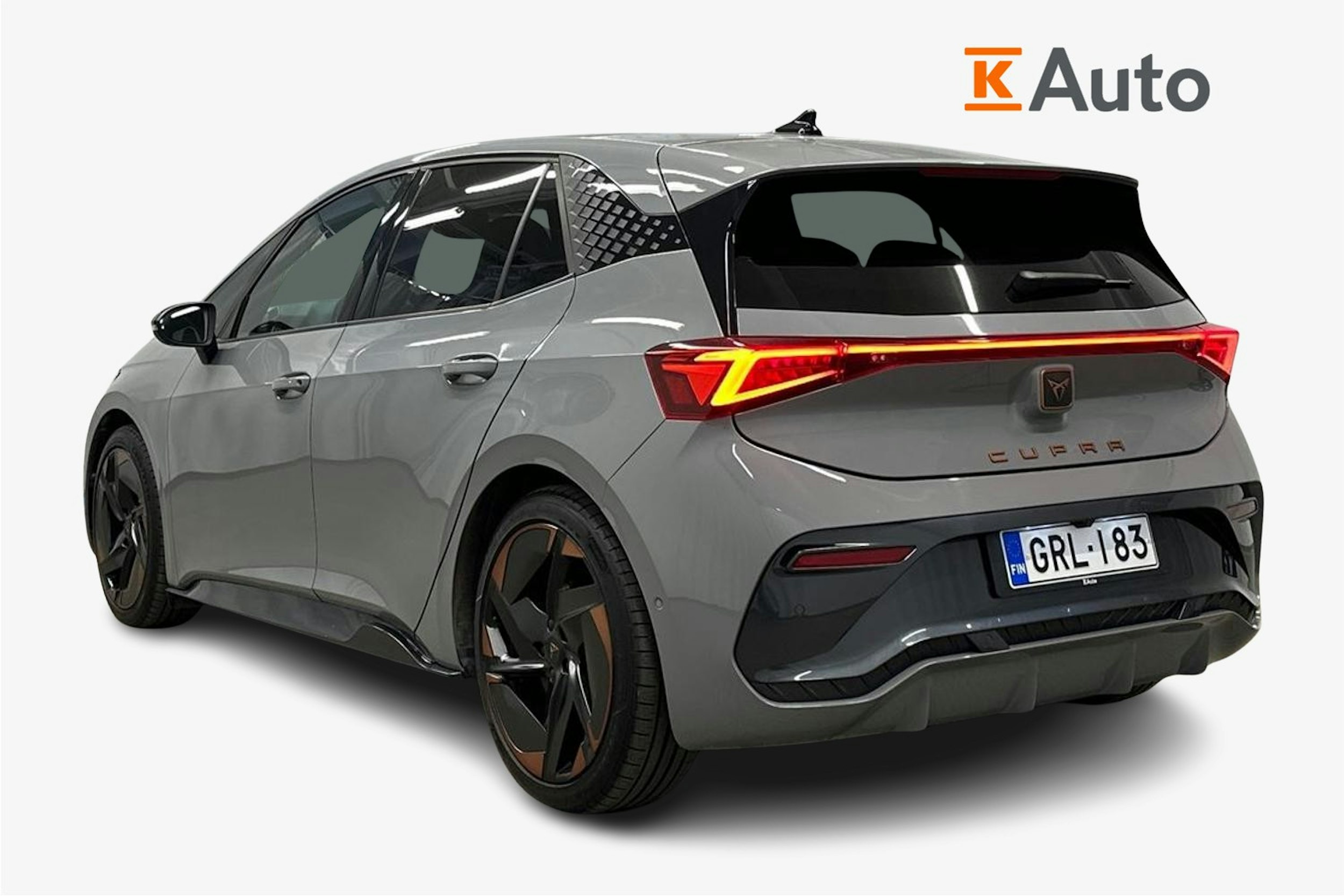 harmaa CUPRA Born 2022 kuva 2.