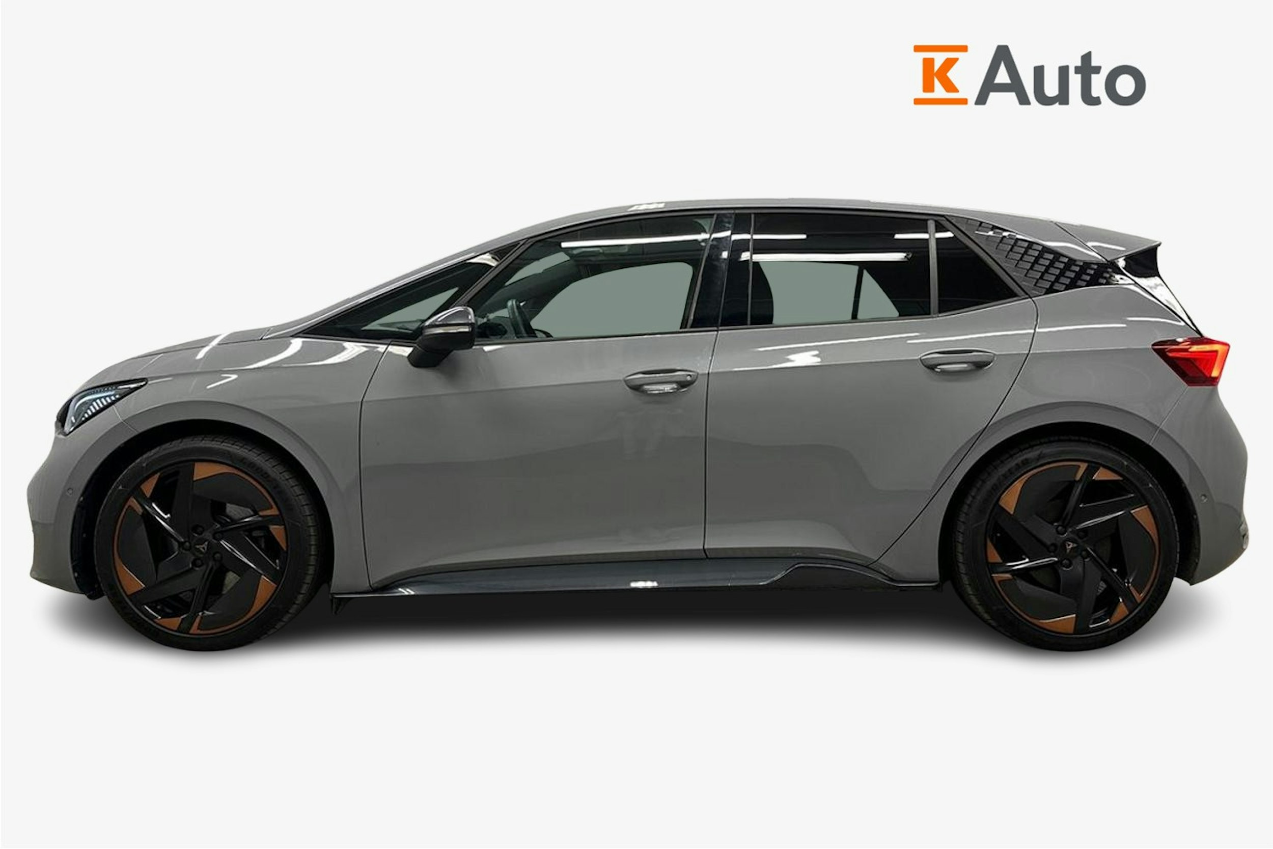 harmaa CUPRA Born 2022 kuva 5.