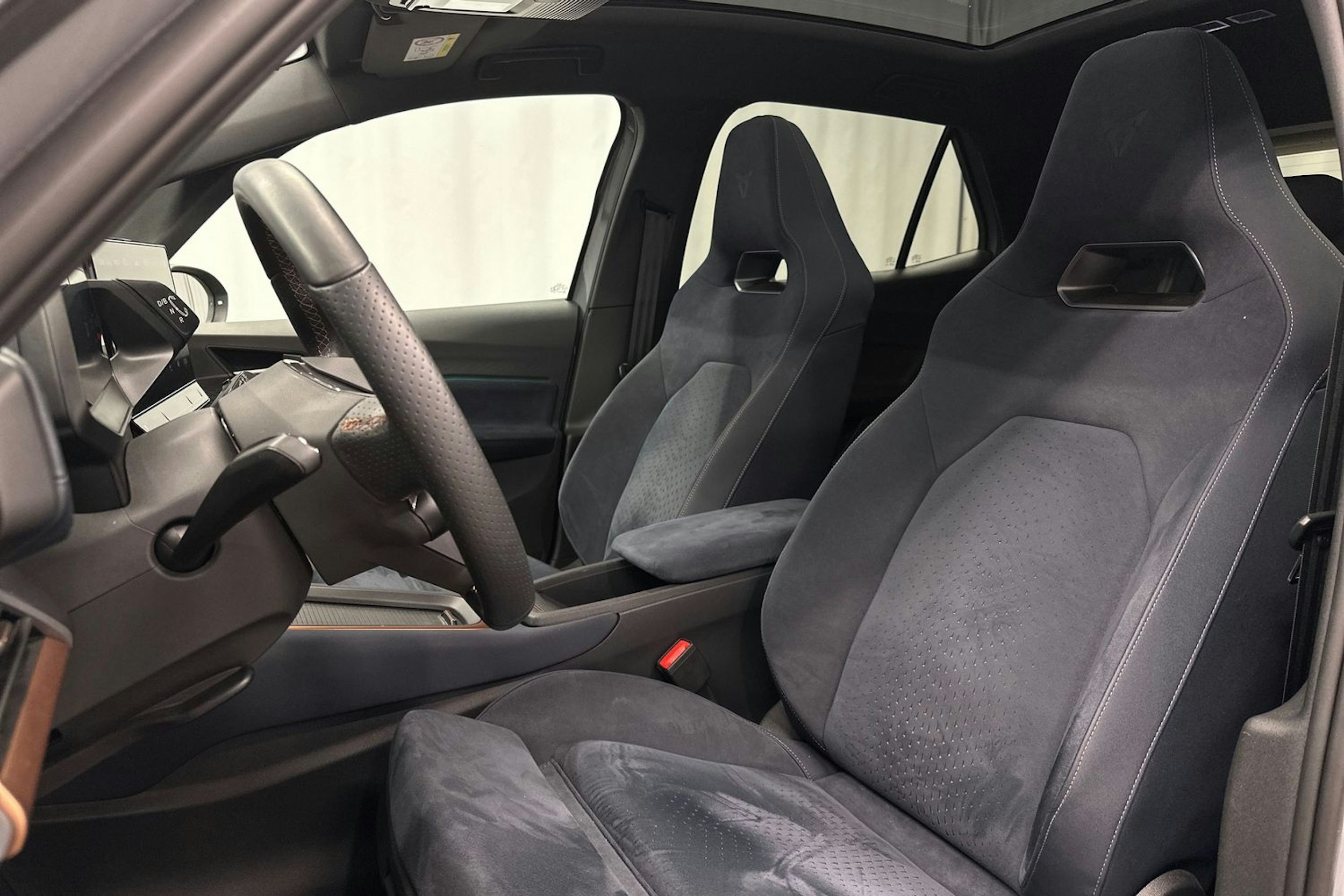 harmaa CUPRA Born 2022 kuva 13.
