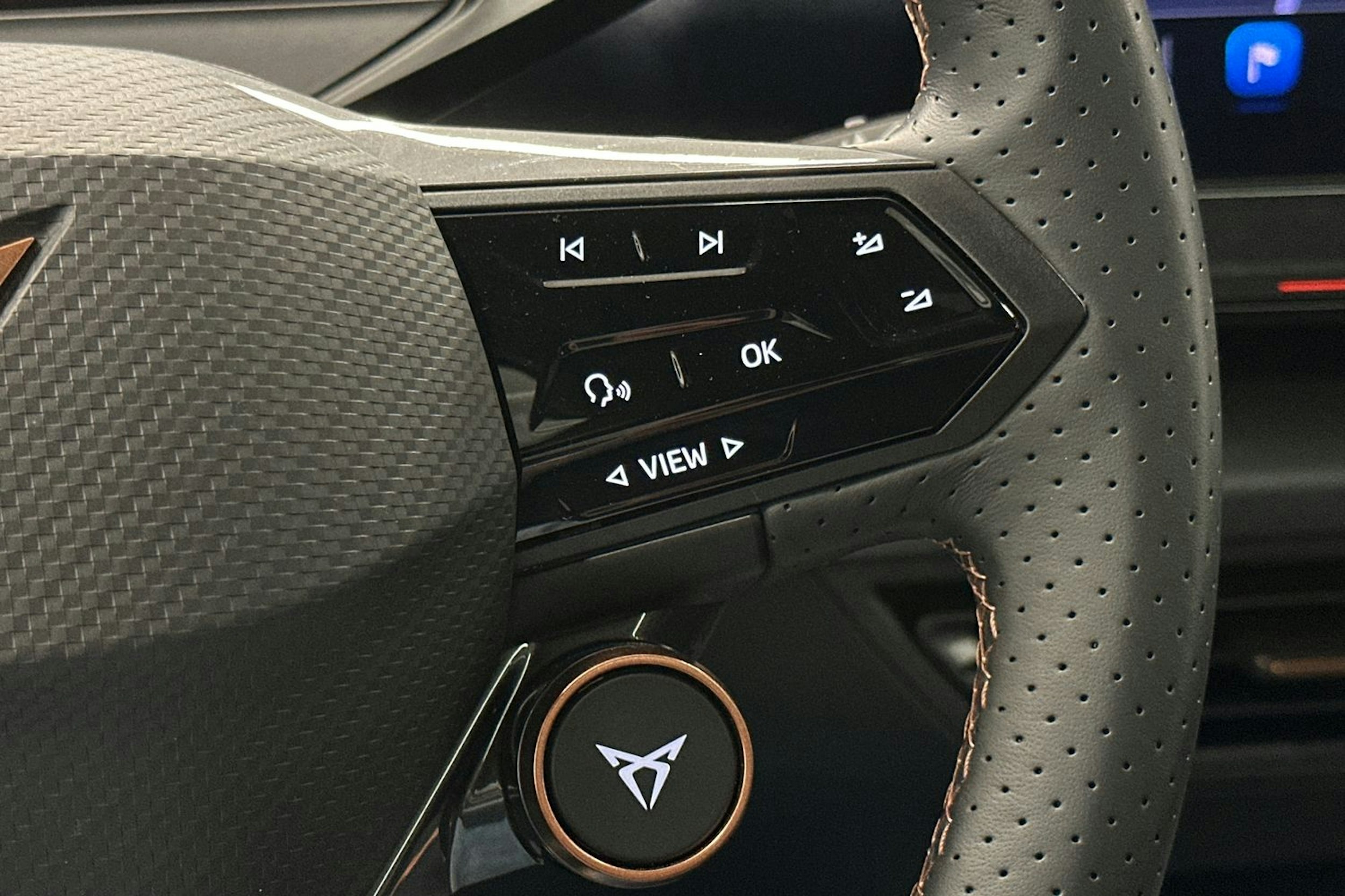 harmaa CUPRA Born 2022 kuva 16.