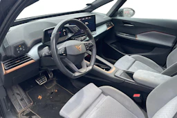 harmaa CUPRA Born 2022 kuva 3.
