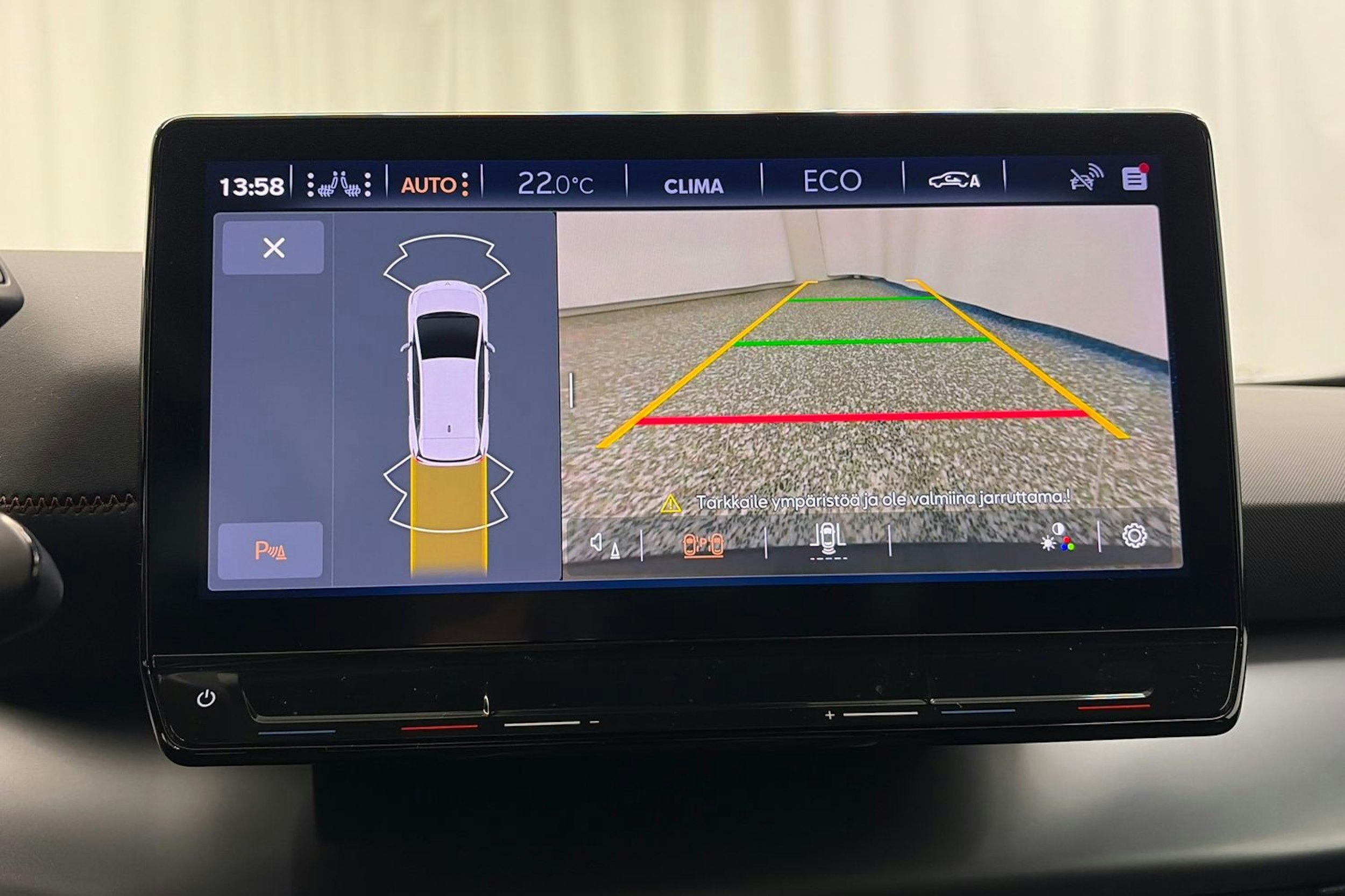 harmaa CUPRA Born 2022 kuva 18.