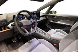 harmaa CUPRA Born 2022 kuva 3.