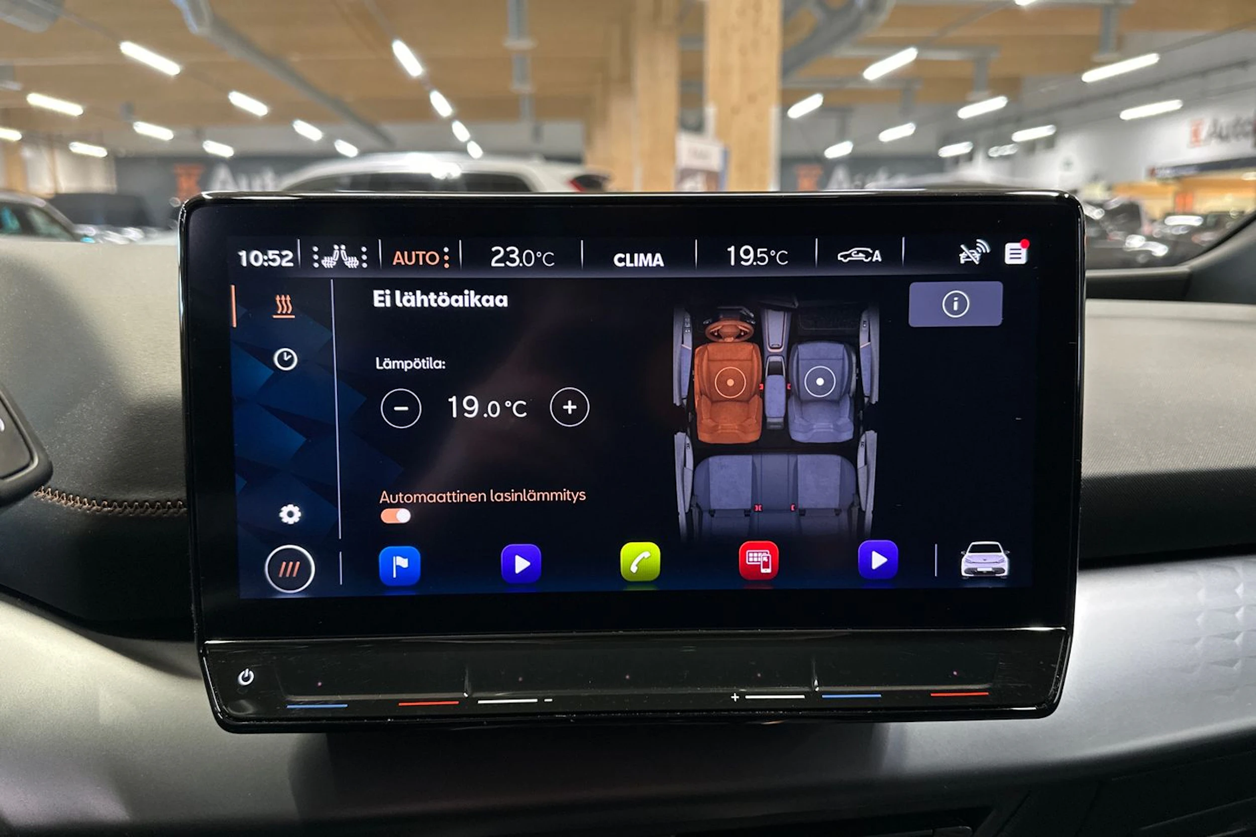harmaa CUPRA Born 2022 kuva 16.