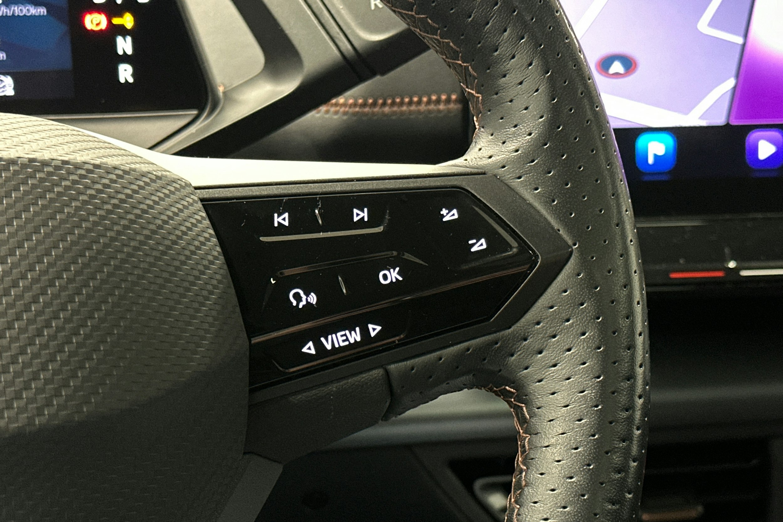 harmaa CUPRA Born 2022 kuva 18.