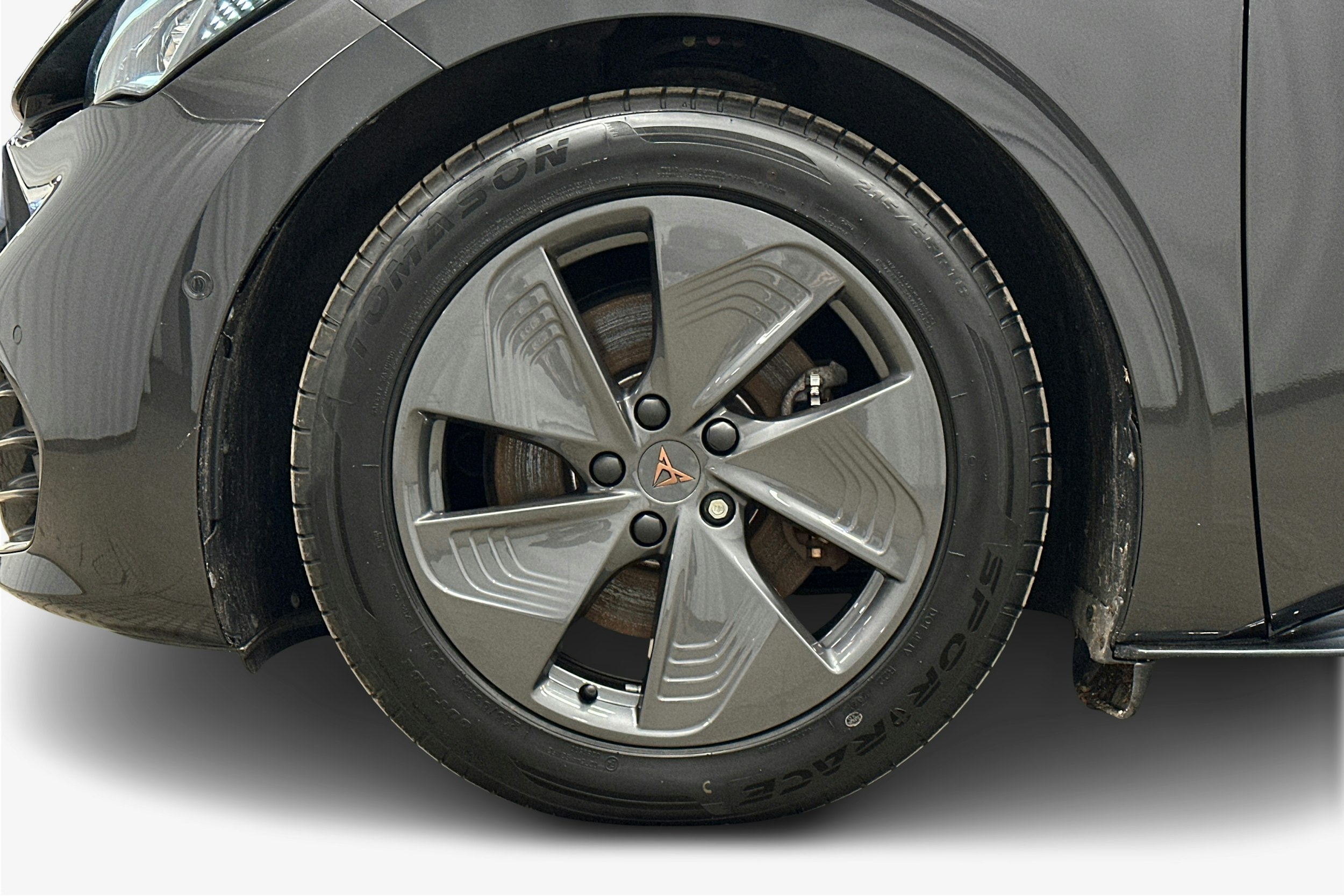 harmaa CUPRA Born 2022 kuva 11.