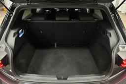 harmaa CUPRA Born 2022 kuva 14.