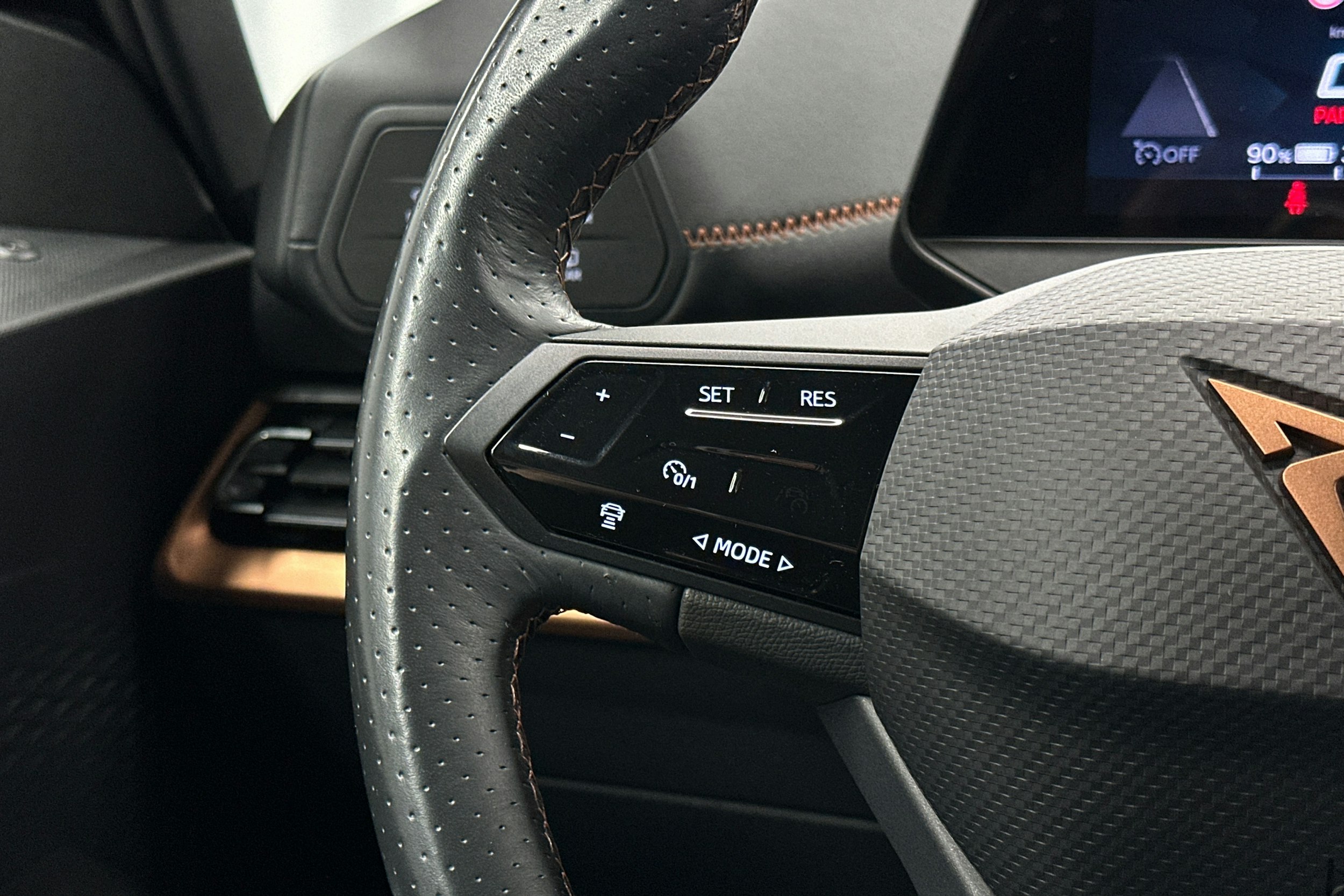 harmaa CUPRA Born 2022 kuva 17.