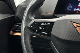 harmaa CUPRA Born 2022 kuva 17.