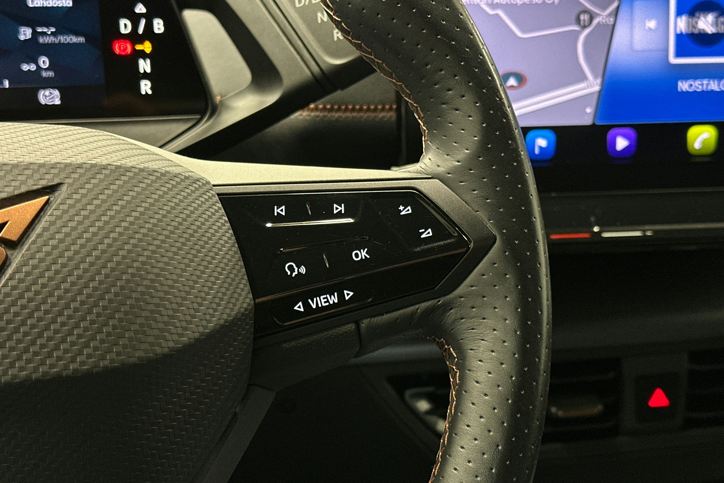 harmaa CUPRA Born 2022 kuva 18.