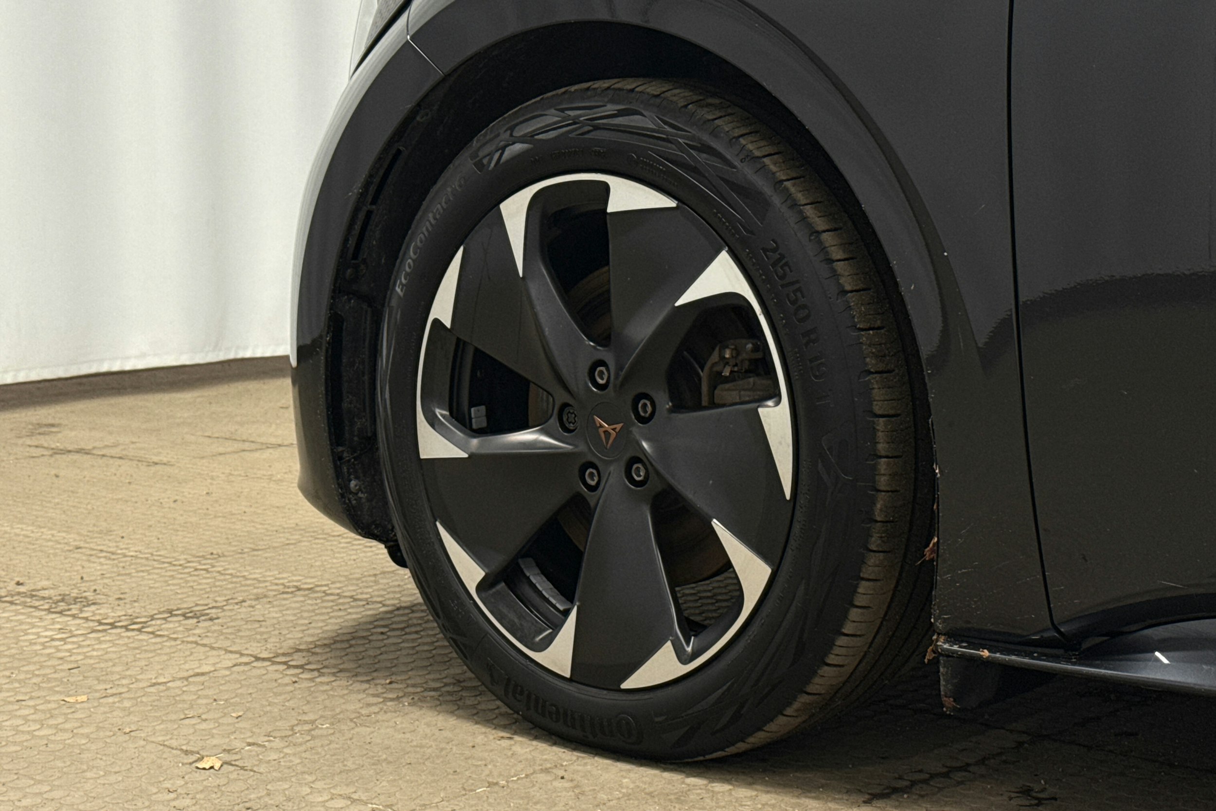 harmaa CUPRA Born 2023 kuva 13.