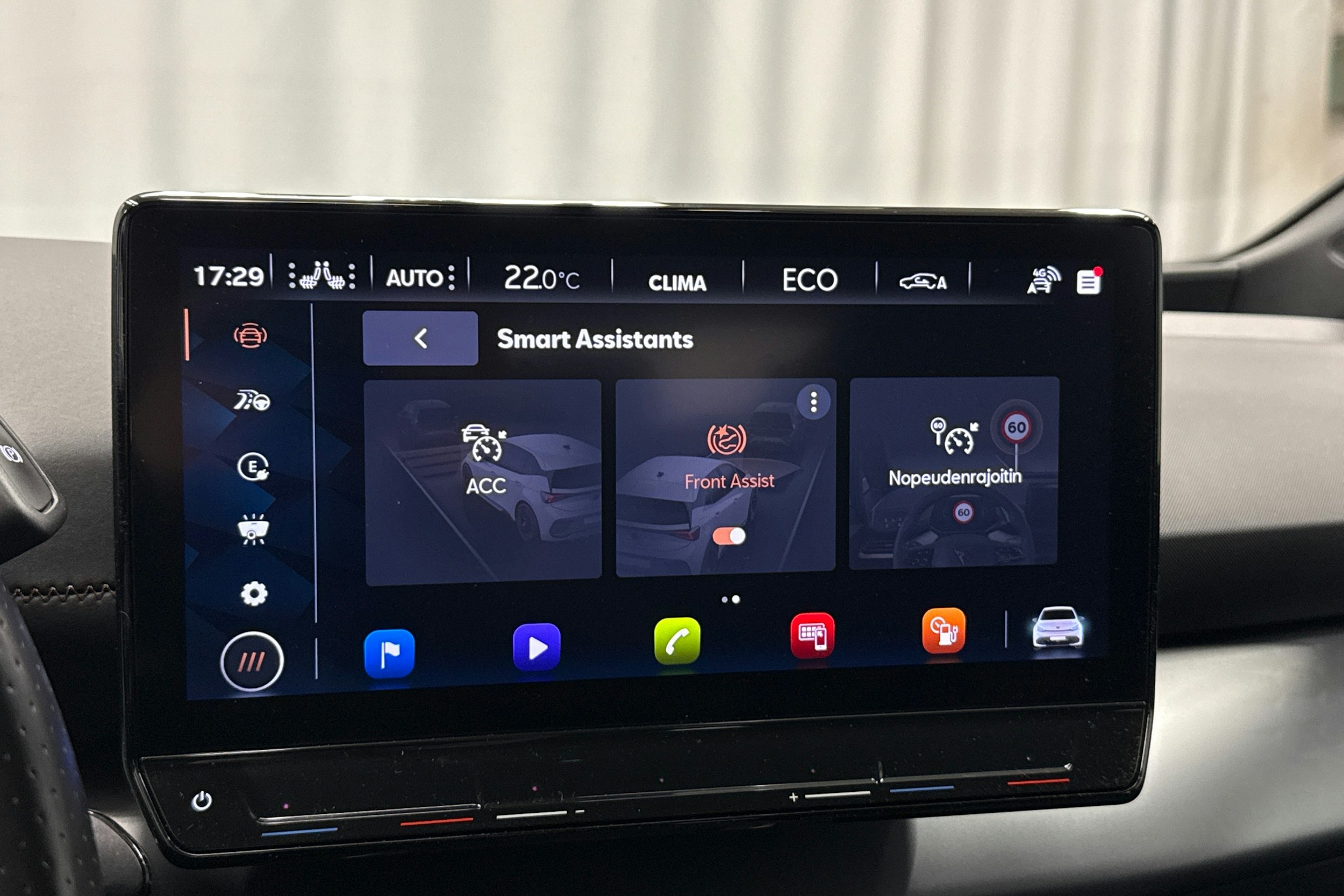 harmaa CUPRA Born 2023 kuva 21.