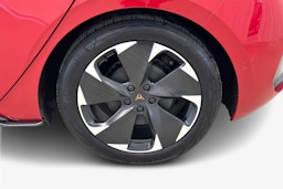 punainen CUPRA Born 2022 kuva 9.