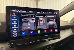 punainen CUPRA Born 2022 kuva 18.