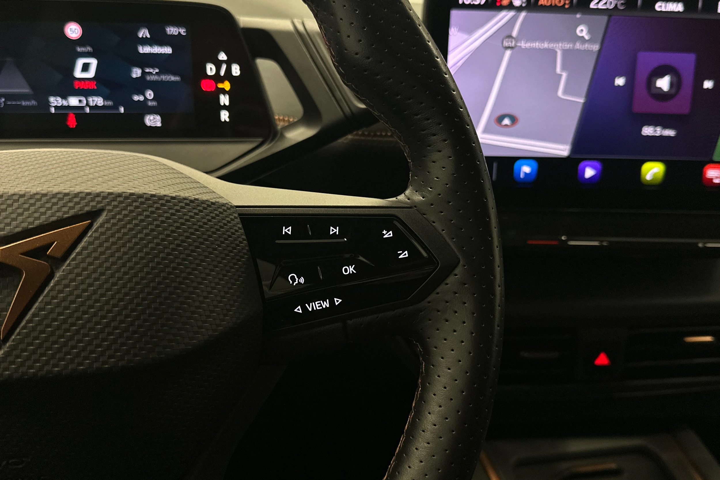 harmaa CUPRA Born 2022 kuva 12.