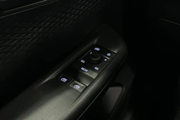 harmaa CUPRA Born 2022 kuva 14.