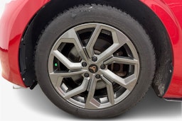 punainen CUPRA Born 2022 kuva 9.