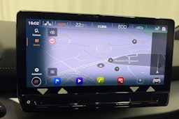 punainen CUPRA Born 2022 kuva 15.