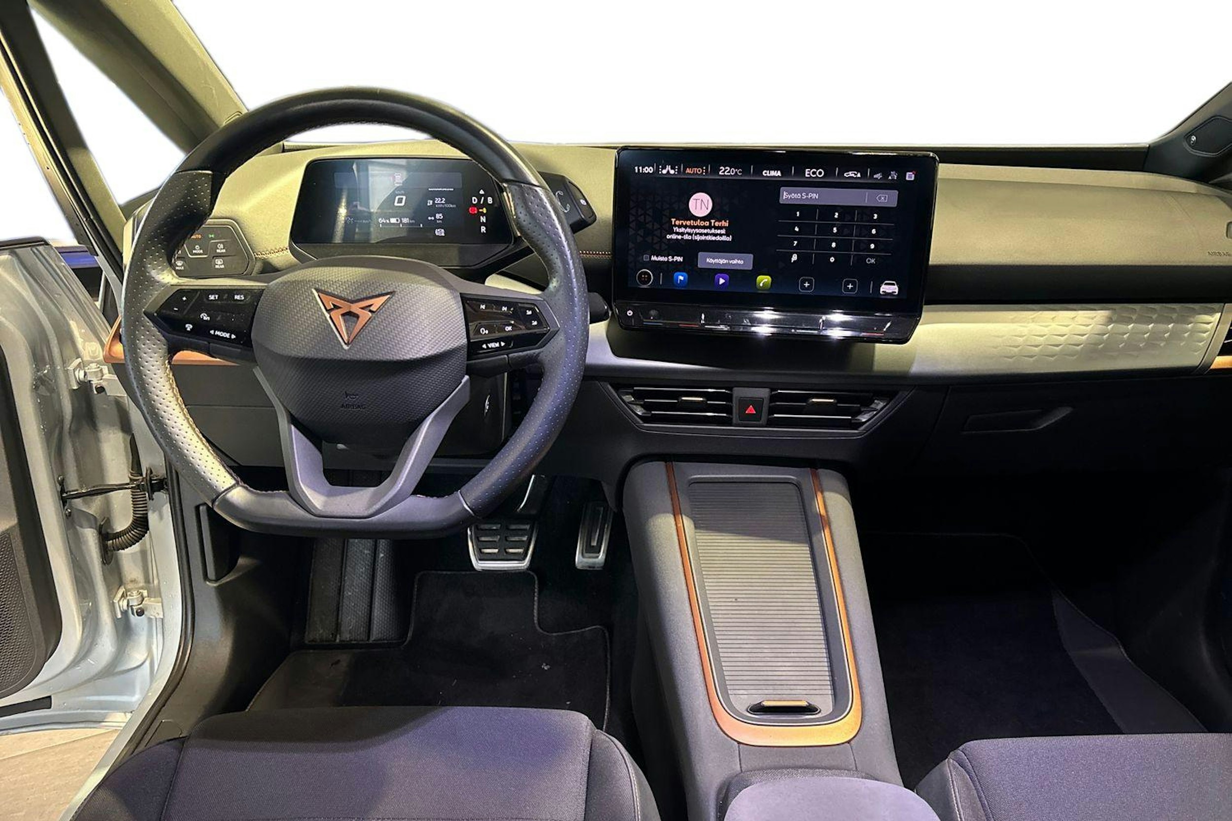 Harmaa CUPRA BORN 2022 kuva 9.