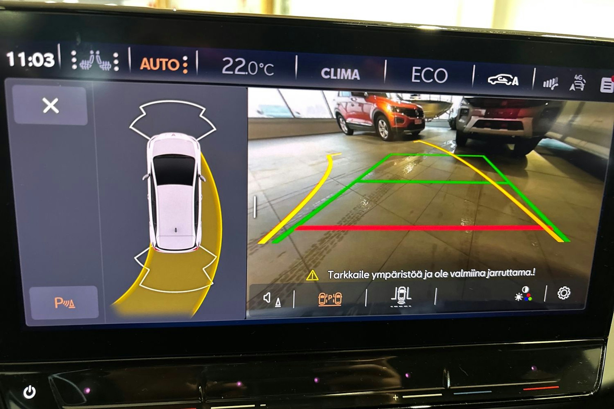 Harmaa CUPRA BORN 2022 kuva 16.