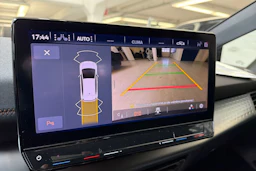 sininen CUPRA Born 2022 kuva 19.