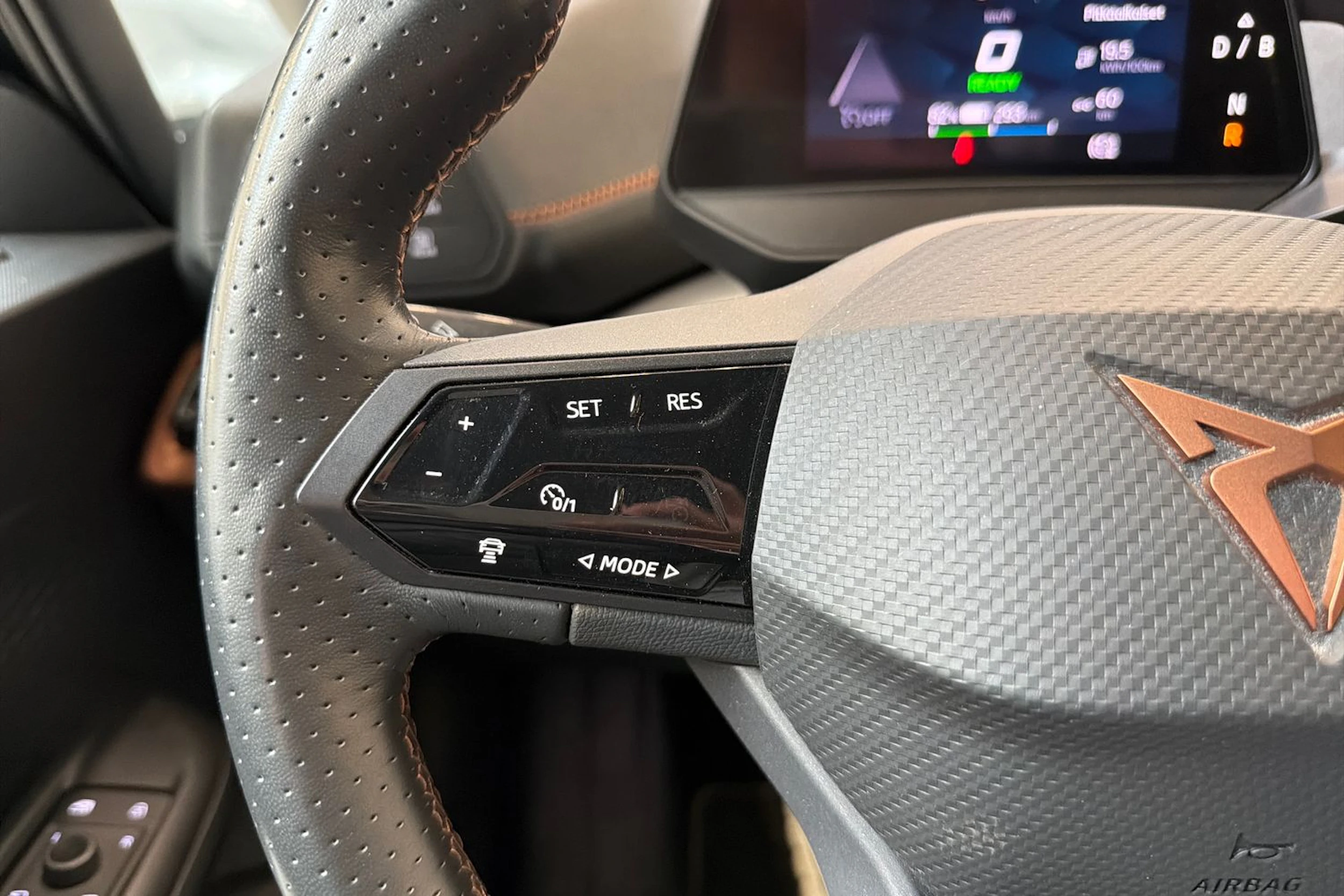 sininen CUPRA Born 2022 kuva 20.