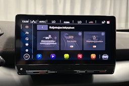 valkoinen CUPRA Born 2022 kuva 31.